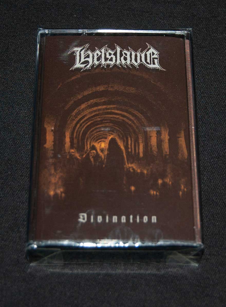 HELSLAVE  "Divination"